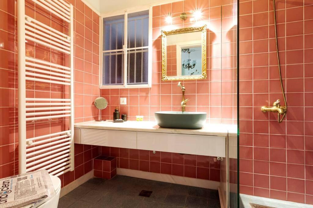Iphigenia 2 Bedroom Retro Downtown Apartment Atina Dış mekan fotoğraf