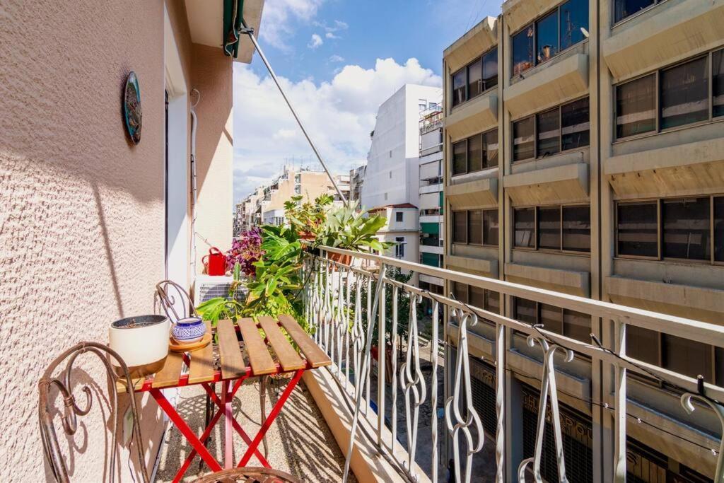 Iphigenia 2 Bedroom Retro Downtown Apartment Atina Dış mekan fotoğraf